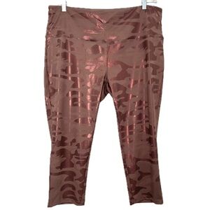 Ruby Ribbon Mauve Shimmer Metallic Camo Print Capri Cropped Athletic Leggings